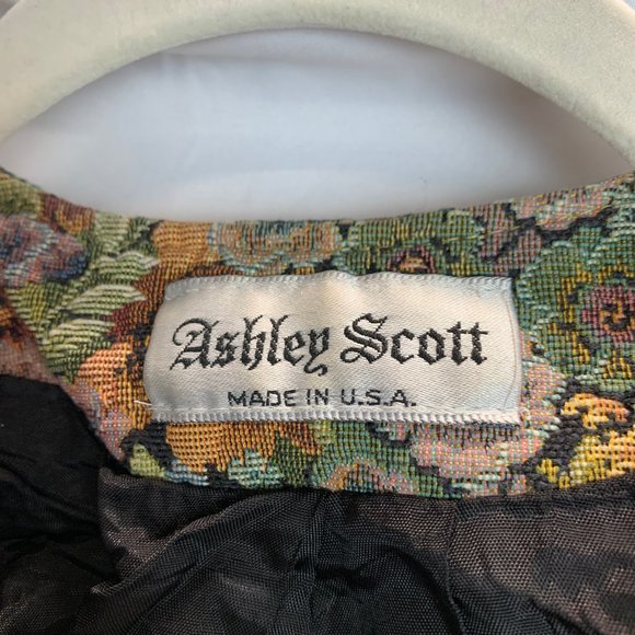 Vintage Heirloom Ashley Scott Floral Tapestry Style Jacket - Picture 9 of 12